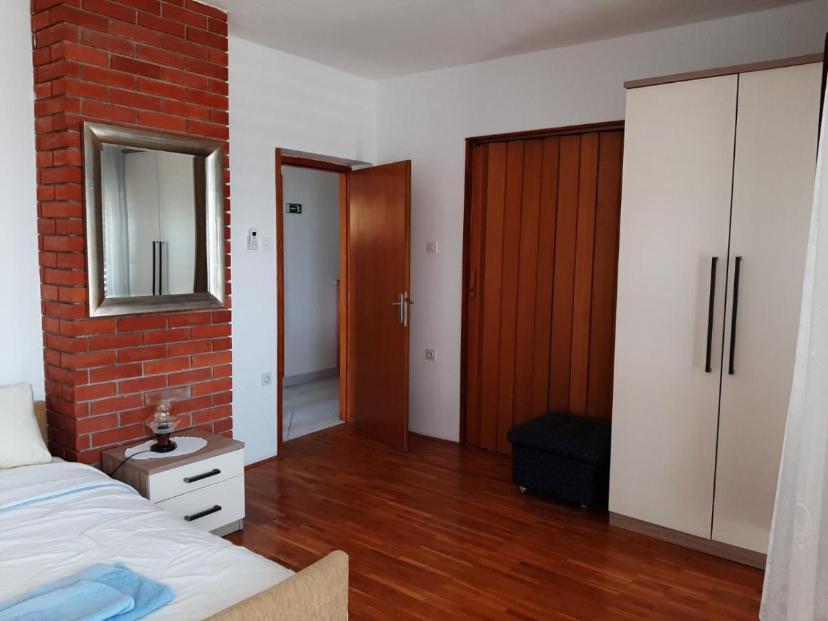 Apartments Grozdana Crikvenica Exterior photo