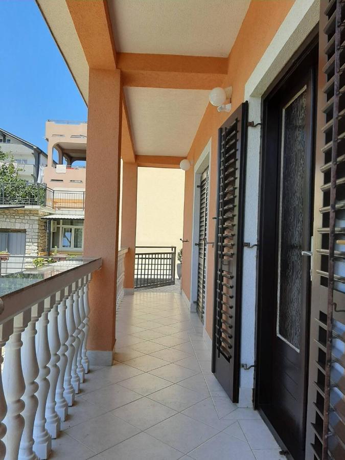 Apartments Grozdana Crikvenica Exterior photo